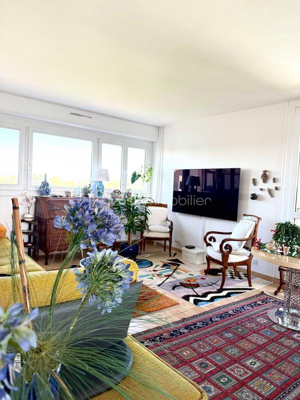 Appartement - 124 m² - 6 pièces