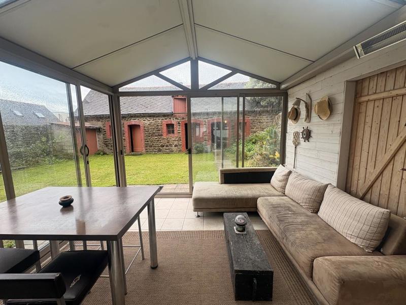 Maison en pierre - 170 m² - 8 pièces