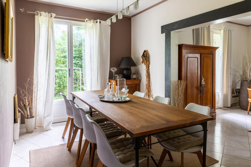 Maison - 175 m² - 8 pièces