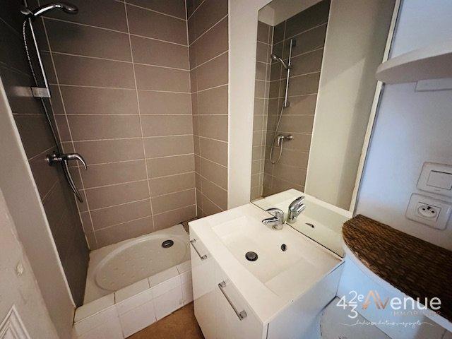 Appartement - 75 m² - 3 pièces