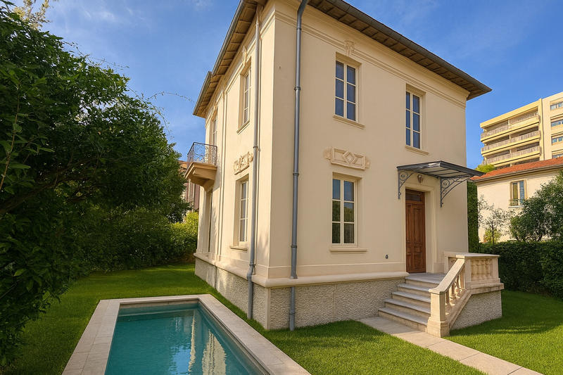Maison - 150 m² - 6 pièces