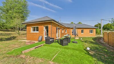 Maison - 95 m² - 4 pièces