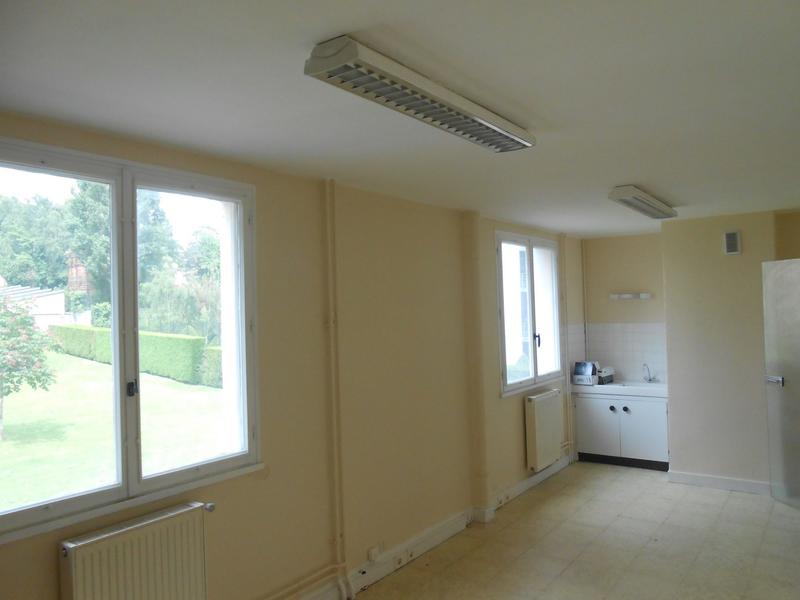 Local commercial - 60 m² - 4 pièces