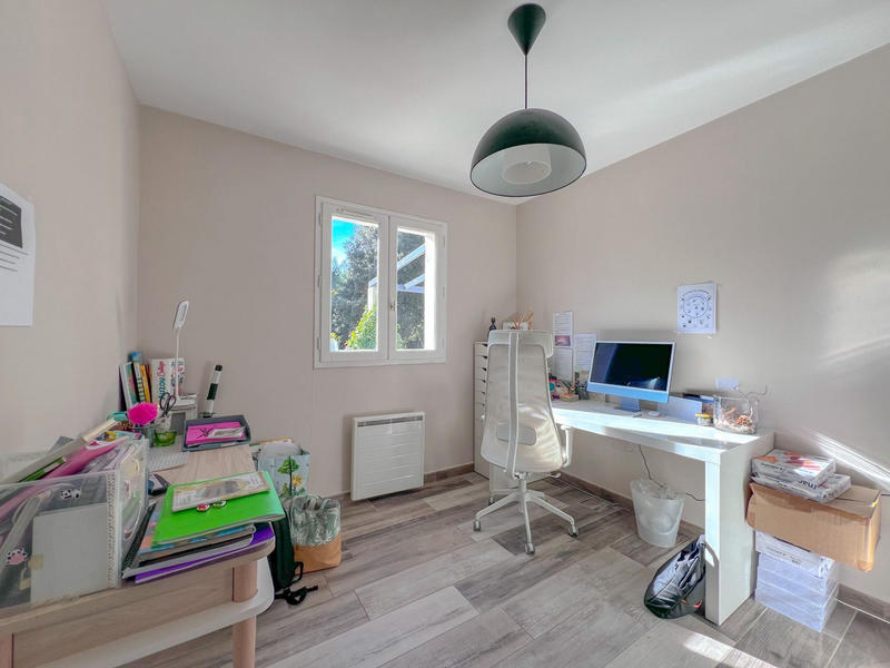 Maison - 185 m² - 5 pièces