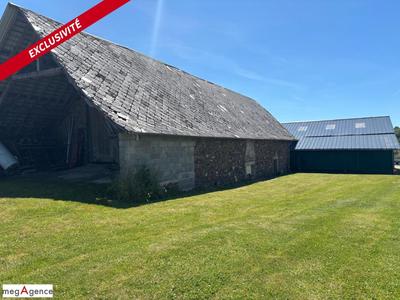 Grange - 553 m² - 3 pièces