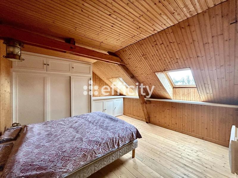 Maison - 143 m² - 7 pièces