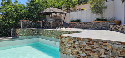 Villa - 254 m² - 10 pièces