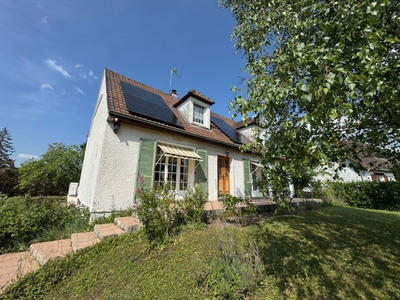 Maison - 153 m² - 7 pièces