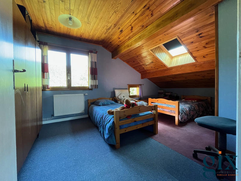 Châlet - 101 m² - 5 pièces