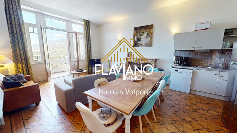 Appartement - 92 m² - 4 pièces