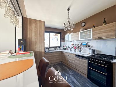 Duplex - 129 m² - 6 pièces