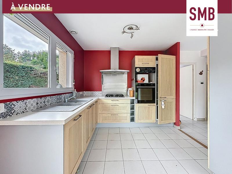 Maison - 137 m² - 6 pièces