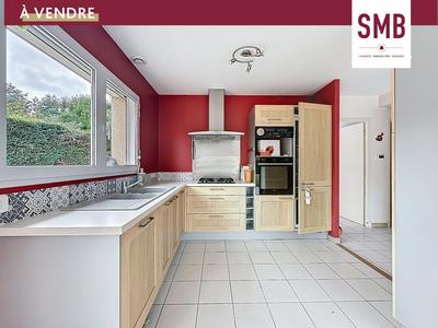 Maison - 137 m² - 6 pièces