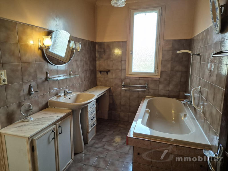 Maison - 103 m² - 7 pièces