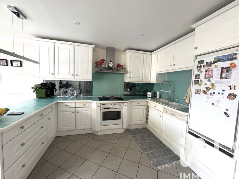 Maison - 180 m² - 5 pièces