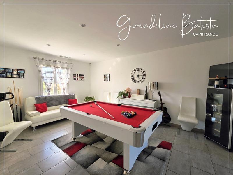 Maison - 175 m² - 7 pièces