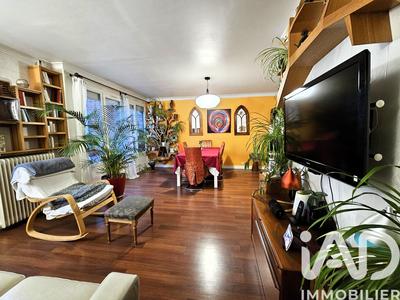 Appartement - 74 m² - 4 pièces