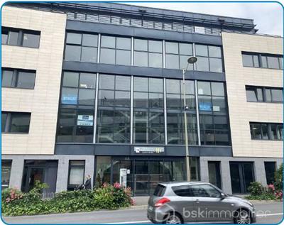 Bureau - 222 m² - 13 pièces