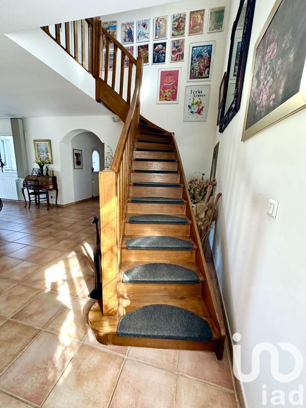 Maison - 200 m² - 5 pièces