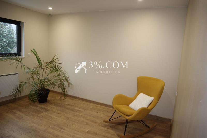 Maison - 222 m² - 7 pièces