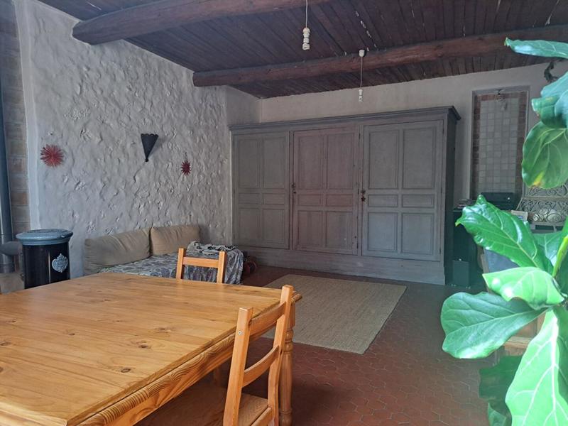 Maison - 212 m² - 8 pièces