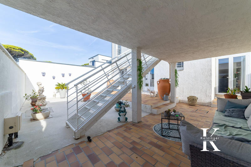 Maison - 179 m² - 7 pièces