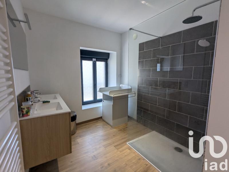 Maison - 227 m² - 6 pièces