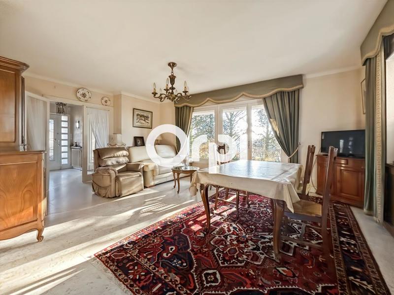 Maison - 134 m² - 6 pièces