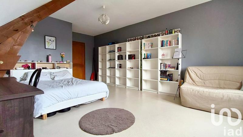 Maison - 220 m² - 8 pièces