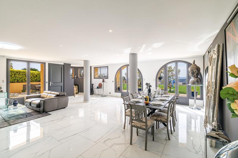 Appartement - 118 m² - 3 pièces