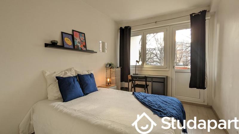 Chambre - 9 m² - 1 pièce