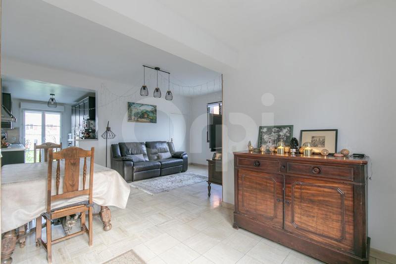 Maison - 92 m² - 4 pièces