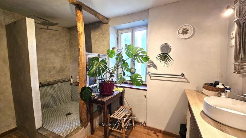 Maison - 189 m² - 6 pièces