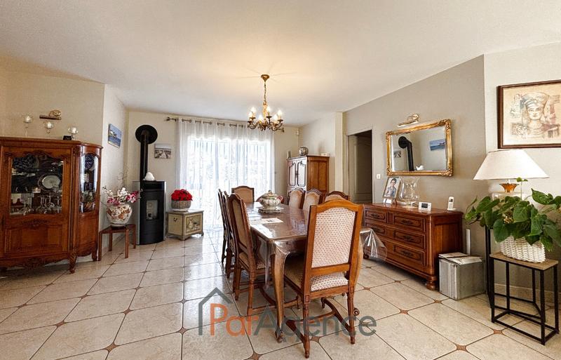 Maison - 143 m² - 4 pièces