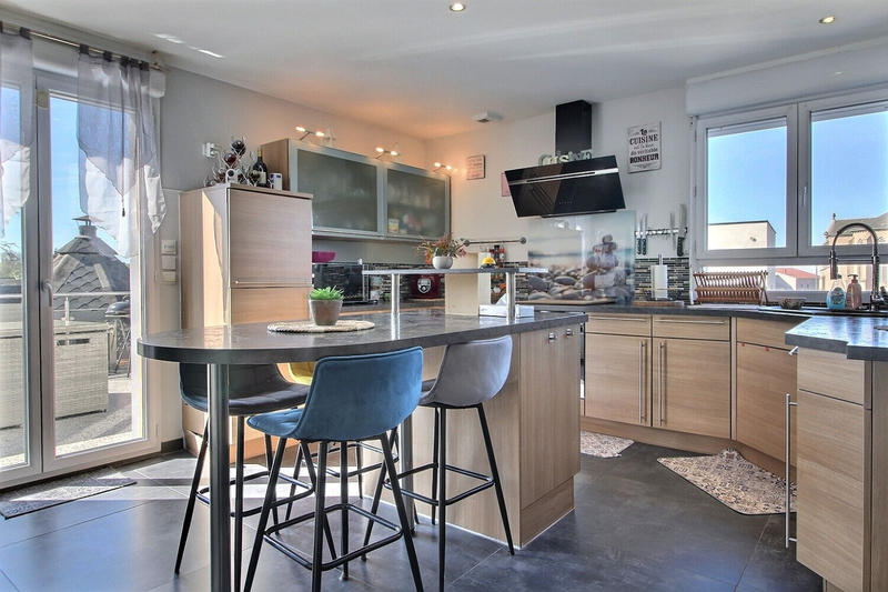 Maison - 155 m² - 7 pièces