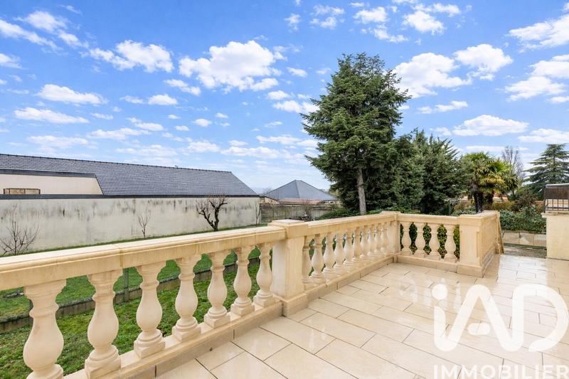 Maison - 136 m² - 6 pièces