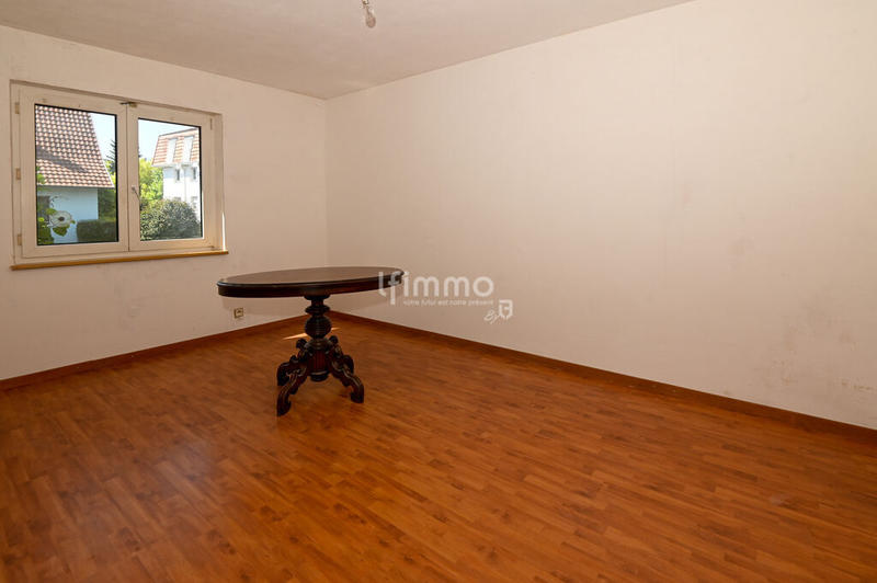 Maison - 194 m² - 8 pièces