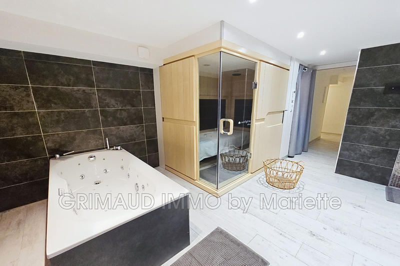 Appartement - 74 m² - 4 pièces