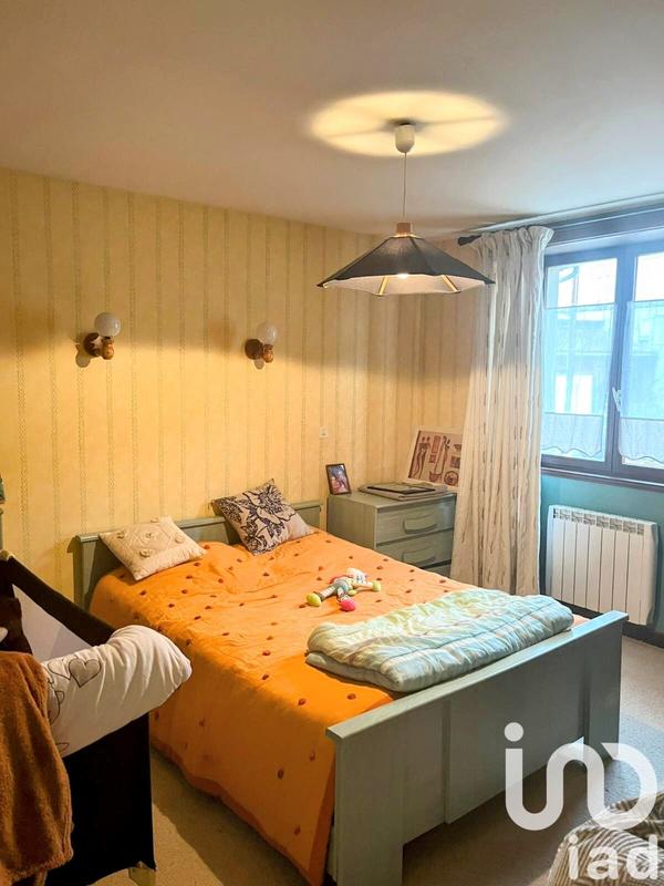 Maison - 176 m² - 7 pièces