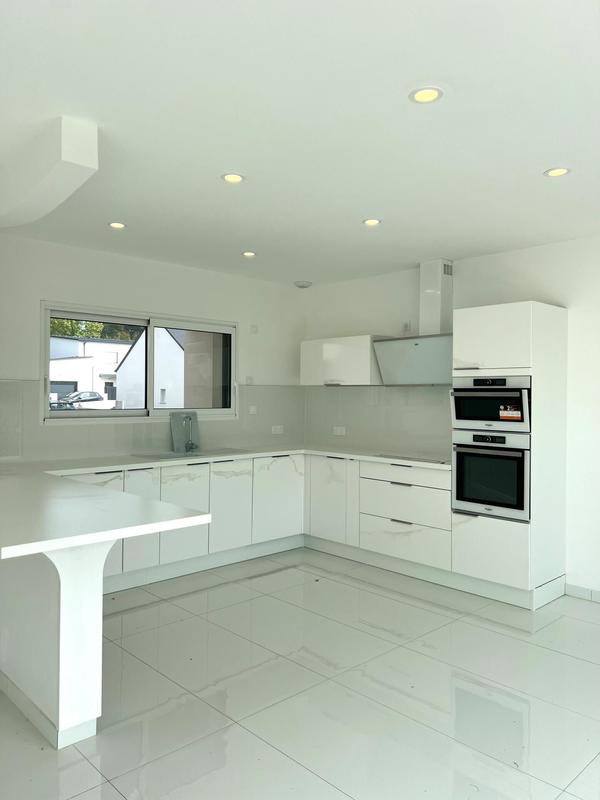 Maison - 142 m² - 6 pièces