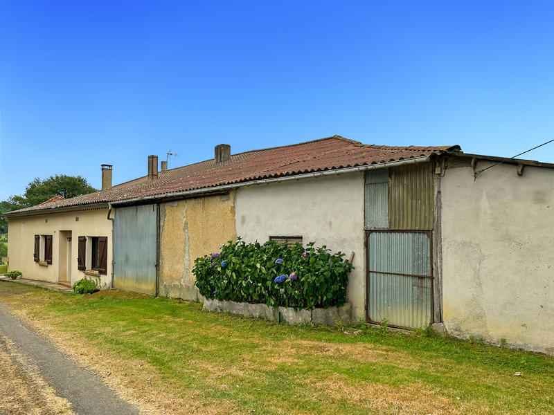 Propriété - 252 m² - 8 pièces