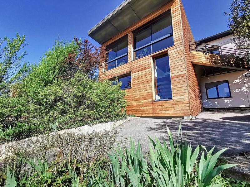 Maison - 160 m² - 5 pièces