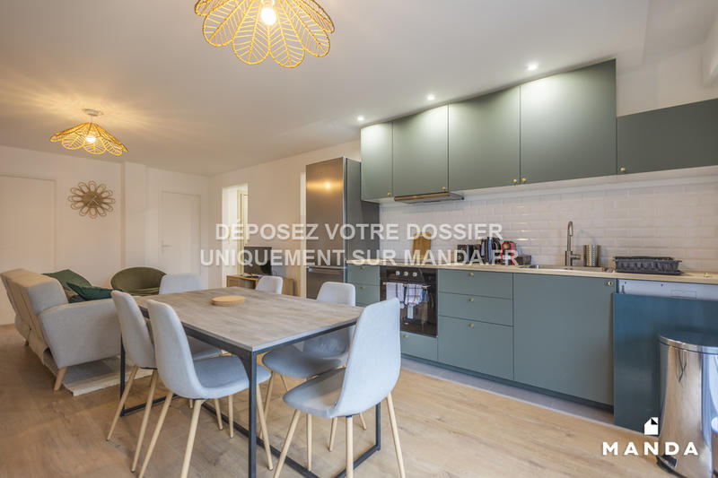 Chambre - 10 m² - 5 pièces