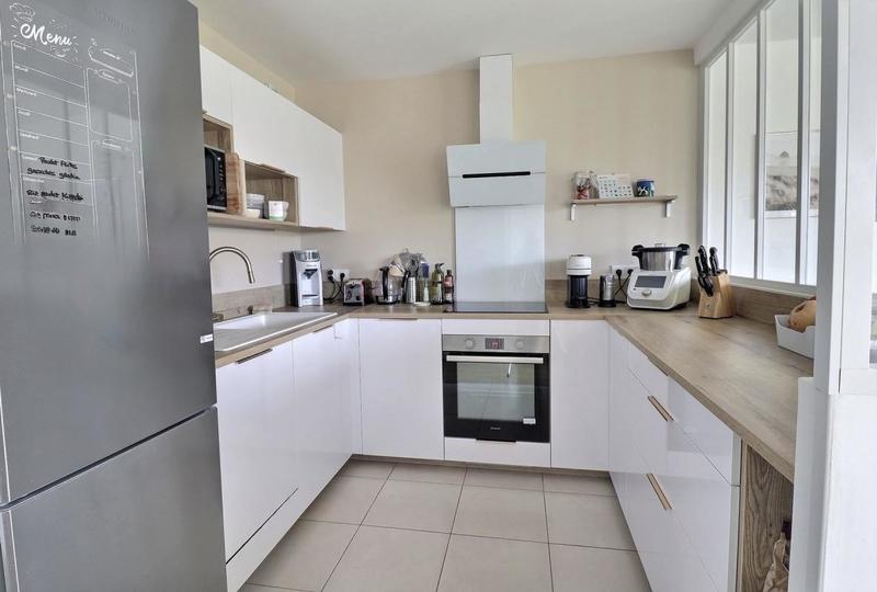 Appartement - 86 m² - 5 pièces