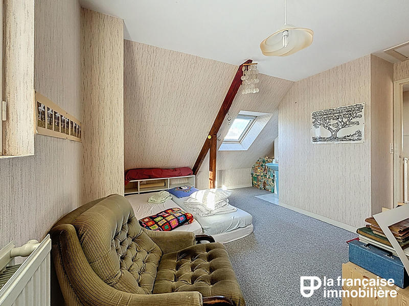 Maison - 138 m² - 8 pièces