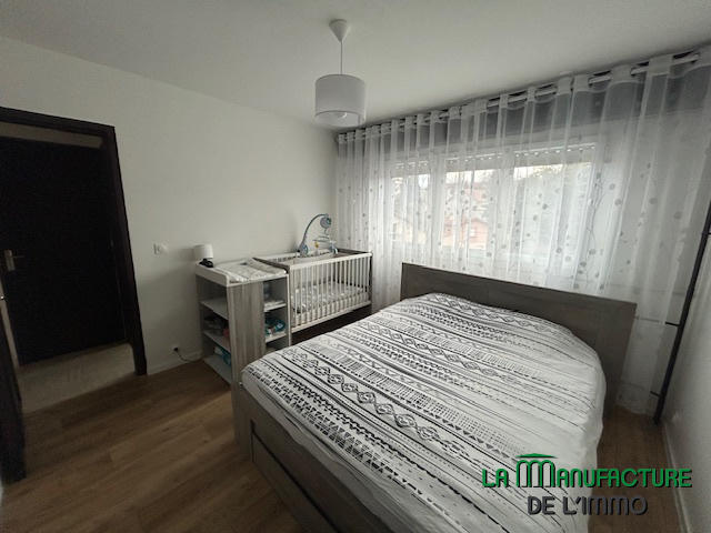 Appartement - 82 m² - 4 pièces