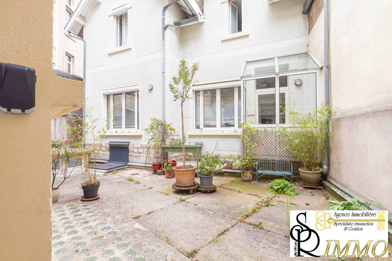 Appartement - 138 m² - 3 pièces