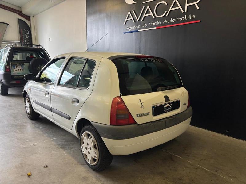 Renault Clio II 1.6 i 90cv - Climatisation