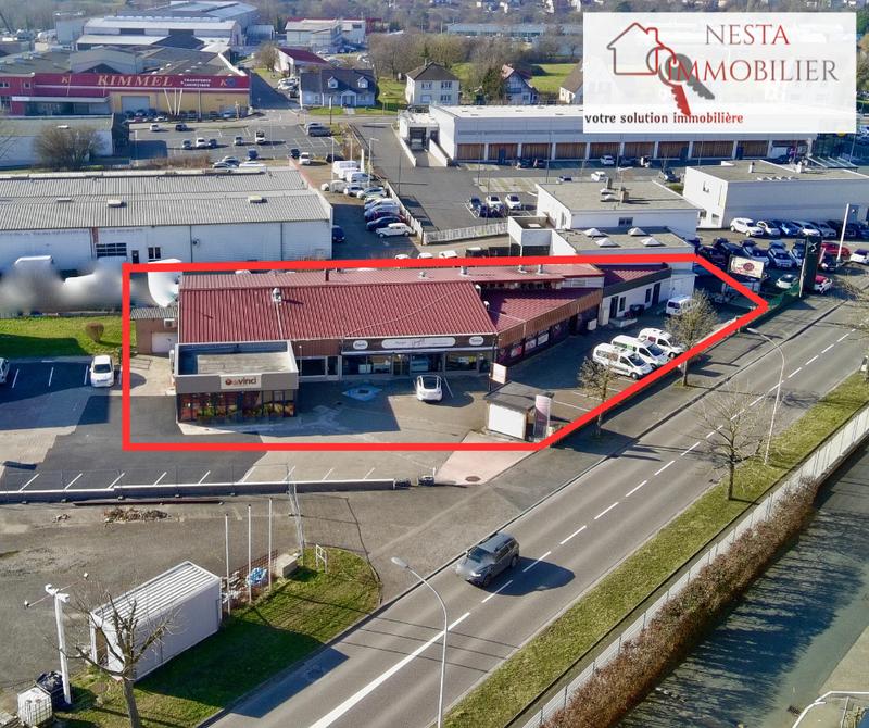 Local commercial - 667 m²