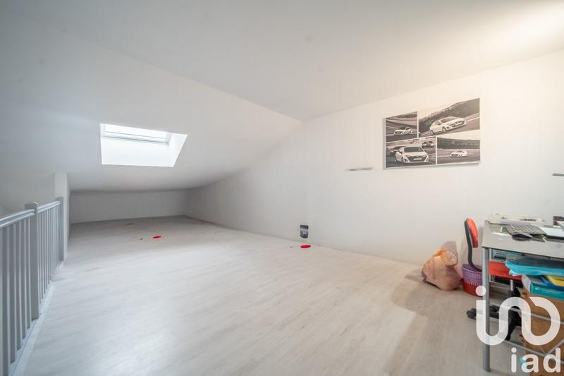 Maison - 191 m² - 7 pièces